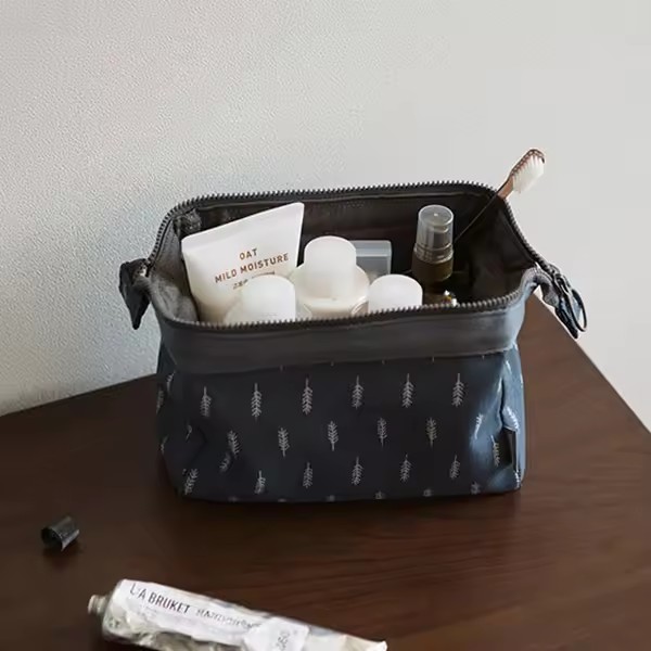 New Fashion Cosmetic Bag Women - Travel Luggage Set review and price
