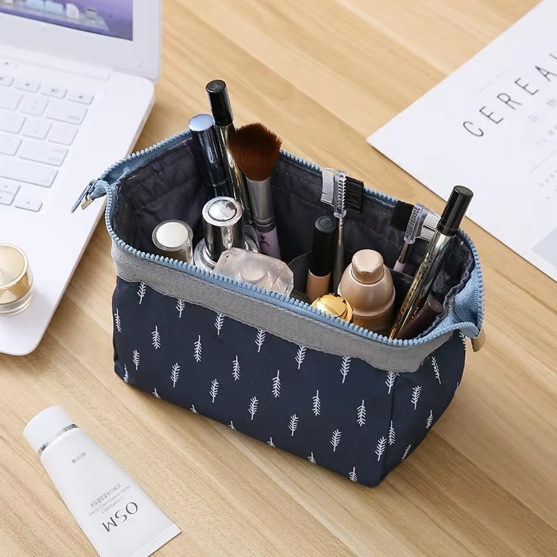 New Fashion Cosmetic Bag Women - Travel Luggage Set review and price